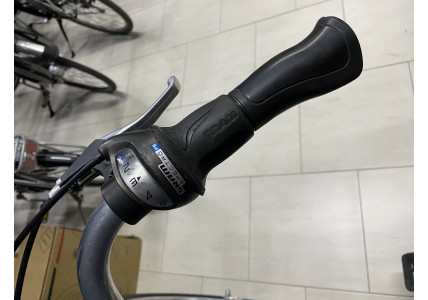 Велосипед Peugeot paris 28"планетарна втулка Sram p5