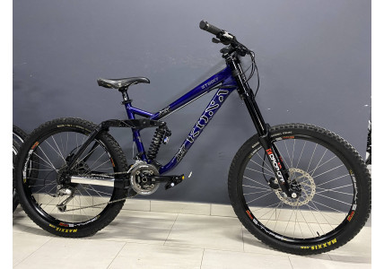 Велосипед Kona stinky двухподвес  26"Marzocchi / Downhill