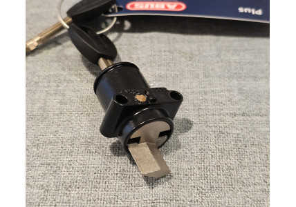 ЗАМОК Abus 16.006 для АККУМУЛЯТОРА BOSCH PowerTube IT2.1 (размещен в т.н. трубчатой ​​раме)