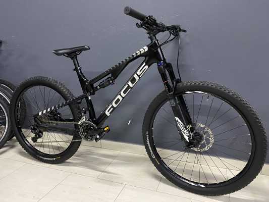 Велосипед FOCUS SPINE 27.5"Карбон/гидравлика Shimano Deore / RockShox